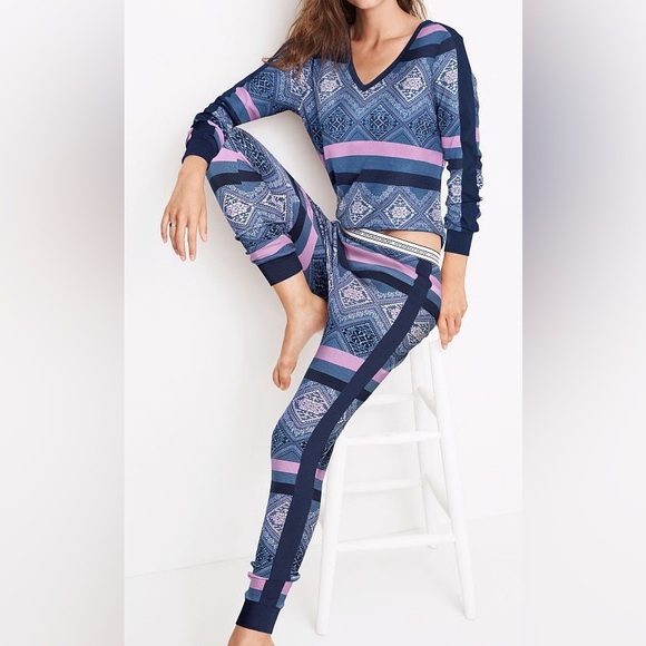 Victoria's Secret Other - Victoria's Secret Fireside Long John Thermal Pajama Set Fairisle Vneck